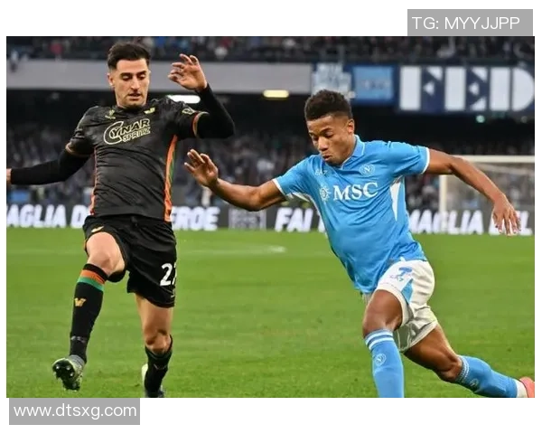 女足球明星的风采与魅力展现她们在绿茵场上的无畏与坚持