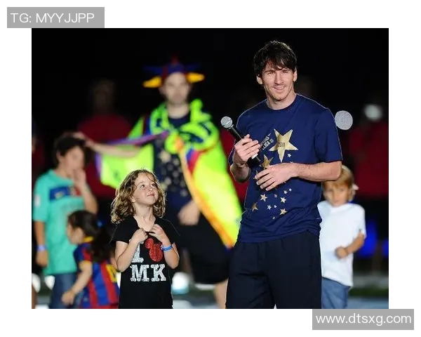 梅西领衔足球明星赛精彩对决球迷狂欢夜尽享足球盛宴